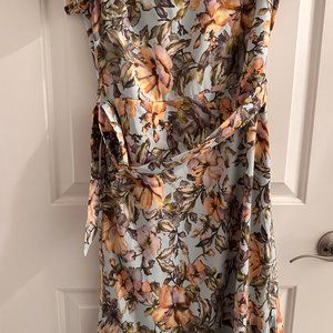 Roeyshouse midlength floral dress with sleeves